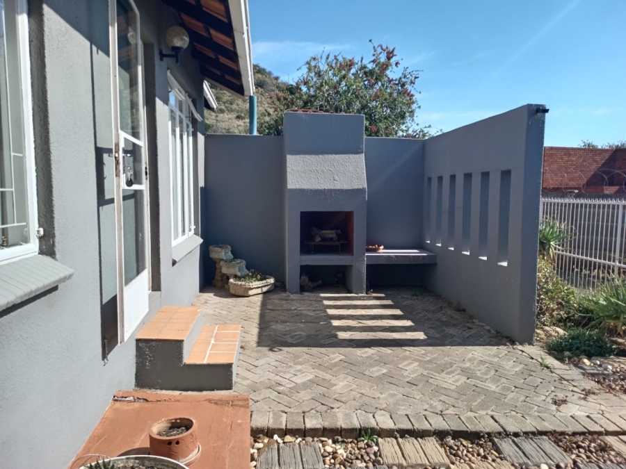 3 Bedroom Property for Sale in Langenhovenpark Free State
